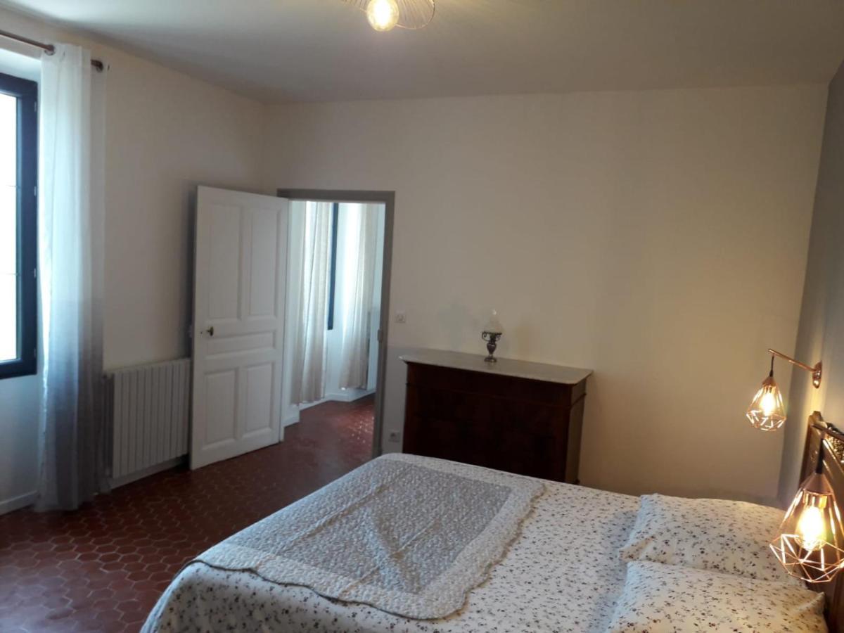 Maison Bourgues * Lioux